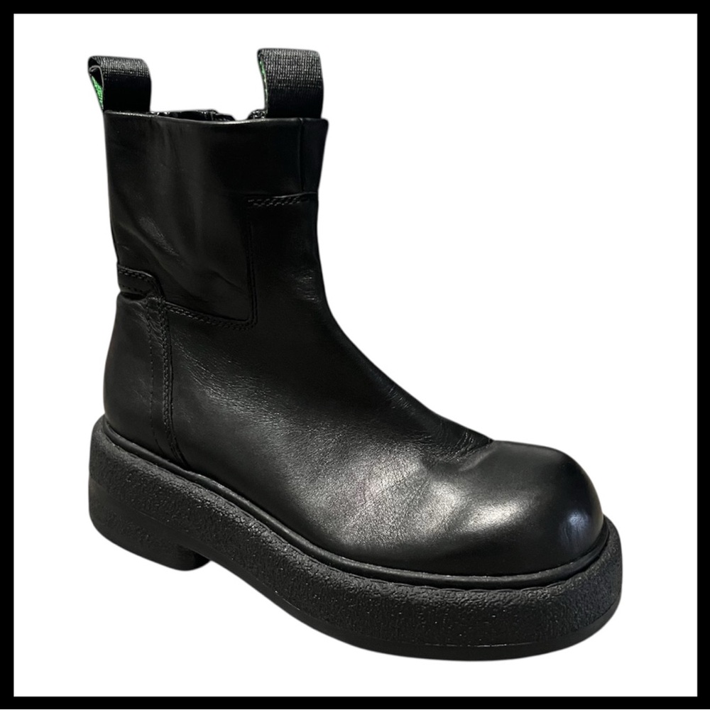 ZARA Genuine Leather Ankle Boot